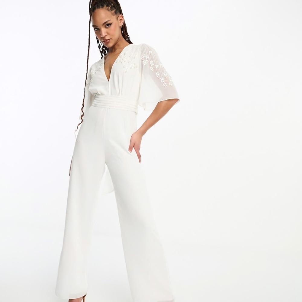 Elegant White Women's Jumpsuit